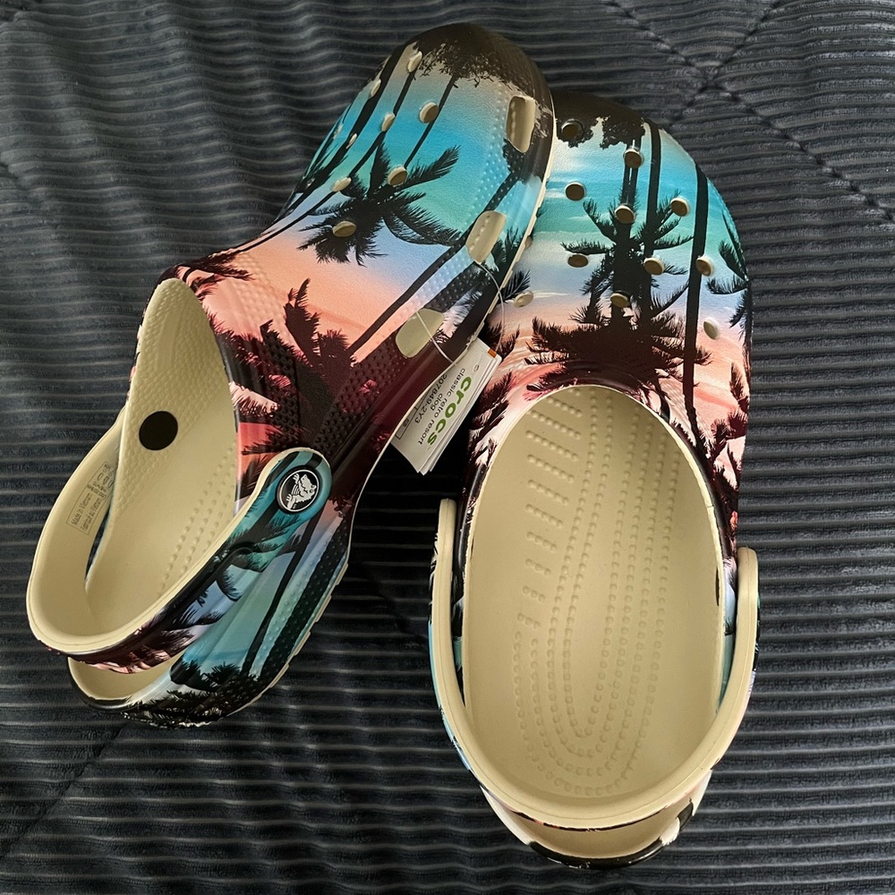Crocs classic retro resort clog